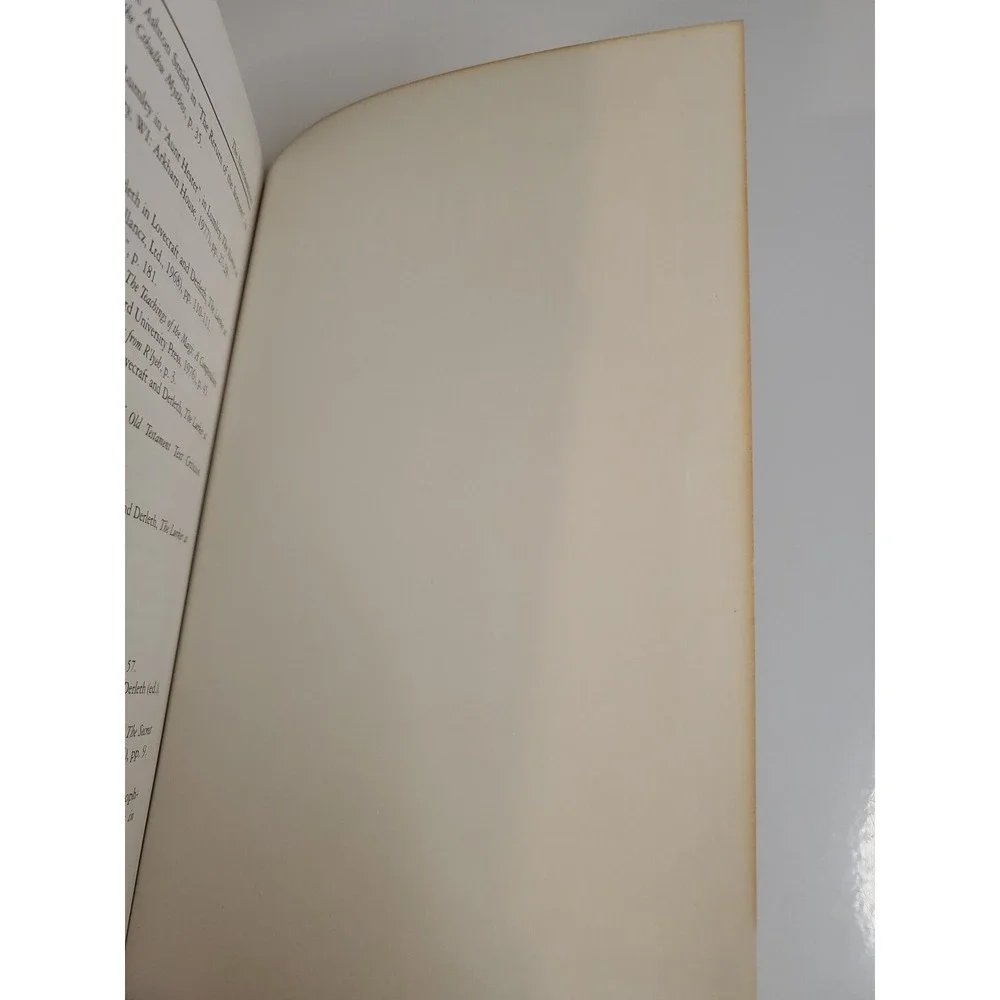 Necronomicon : Selected Stories and Essays Concerning the Blasphemous Tome of...